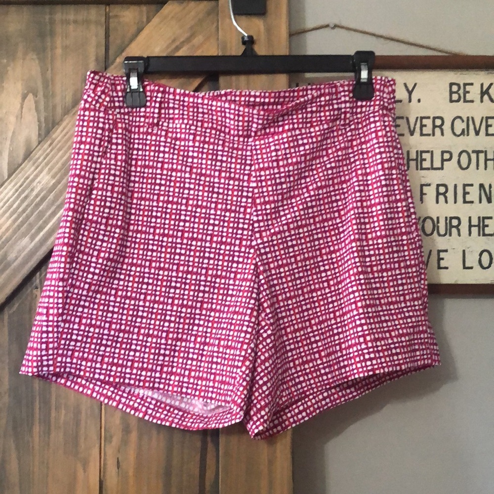 Spanx Hibiscus Gingham Sunshine Shorts in Size Medium - Picture 2 of 4